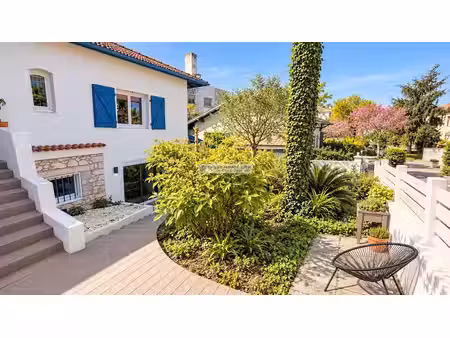vente maison 5 pièces 120 m² à biarritz (64200)  750 000 €