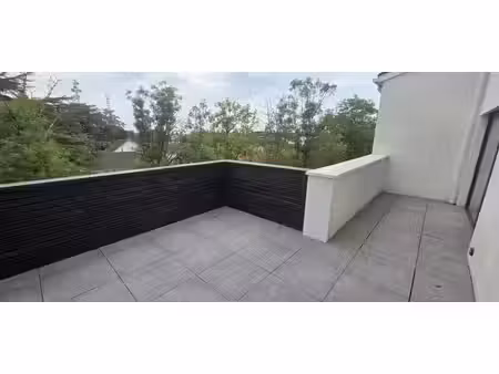 appartement t4 avec terrasse et parking- cenons le bourg
