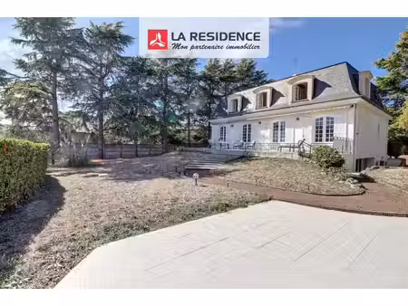 maison de 13 pièces