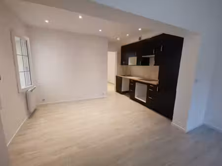 maison 3 pièces de 60m² - pontault combault