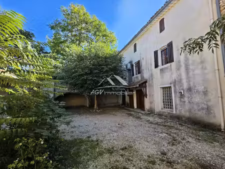 maison de ville avec 4 chambres et garage