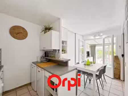 appartement une chambre immense terrasse