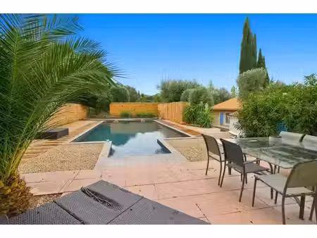 maison de 6 pièces de 160 m² à sanary-sur-mer