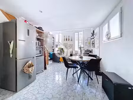 à vendre appartement type 2 en duplex 44 m2 quartier saint roch