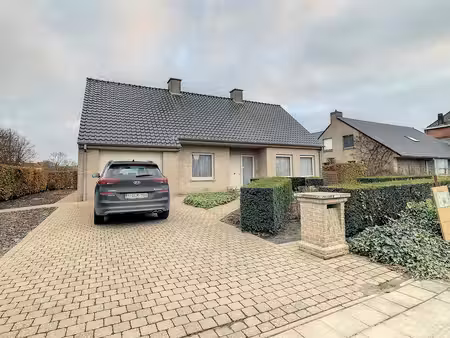 huis te huur in krombeke met 2 slaapkamers