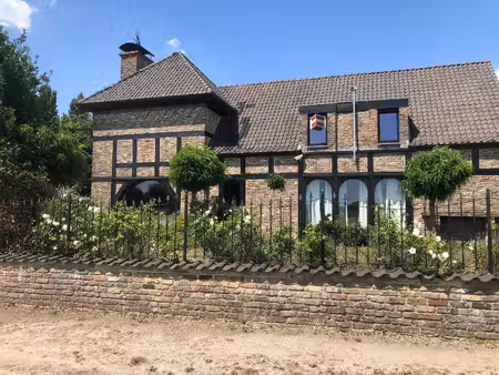 appartement te huur in sint-gillis-waas met 2 slaapkamers