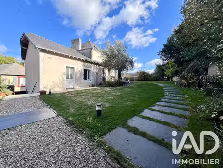 maison de ville à laval (53000)