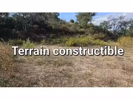 terrain de 1 676 m² à vidauban