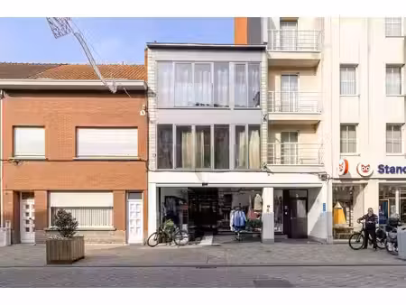 commerce avec appartement