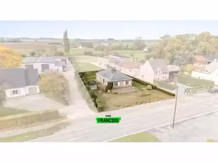 charmante maison avec potentiel dans un environnement calme…