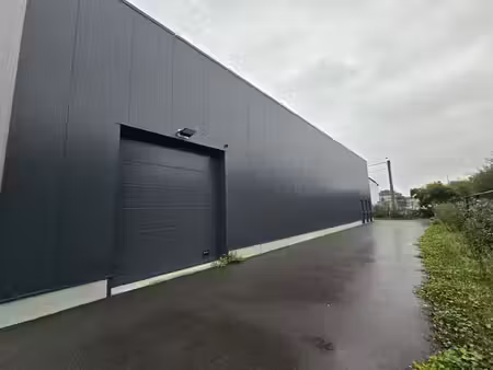 entrepôt de 194m² à louer