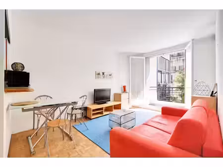 2 pièces avec balcon et ascenseur