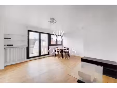 appartement avec balcon et parking - 2 pièces - 75013 paris