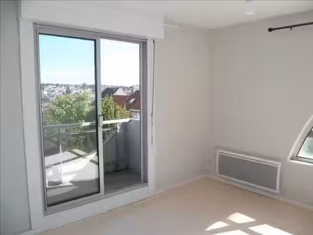 boulogne sur mer~secteur rempart~t2 en residence avec parkin
