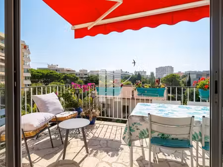 fréjus plage rare à la vente ! 3 pièces traversant à 300 m