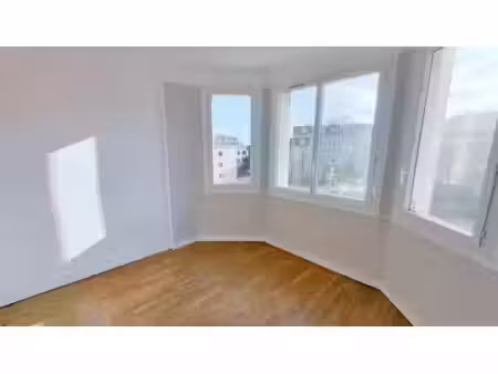 19 rue du calvaire-saint cloud-92210 - t1 non meublé - 900 €cc