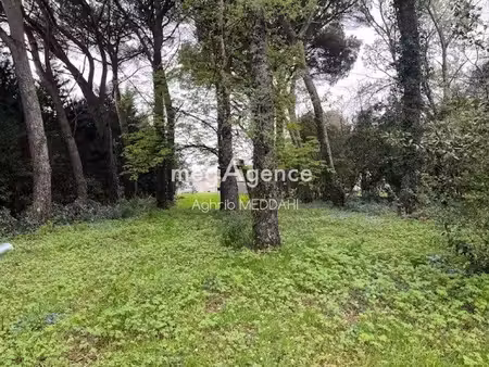 terrain constructible de 1 338 m² – mérignac