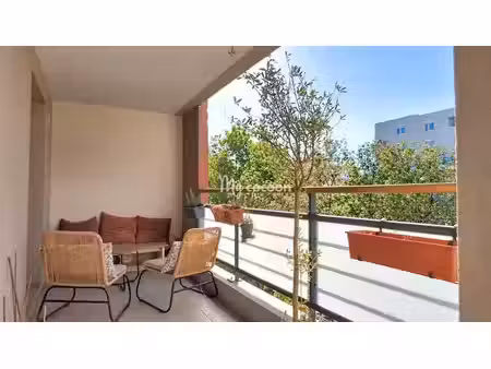 vente appartement 4 pièces 77 m² à caluire-et-cuire (69300)  285 000 €