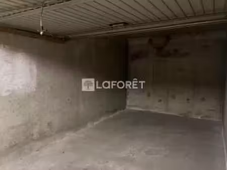 location garage box et parking à caen vaucelles (14000) : à louer / 14m² caen vaucelles