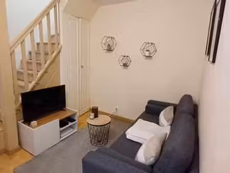 location appartement 2 pièces aux landes-genusson (85130) : à louer 2 pièces / 26m² les la