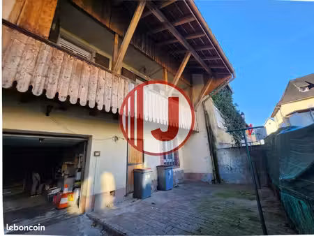 maison 7 pièces 120 m²