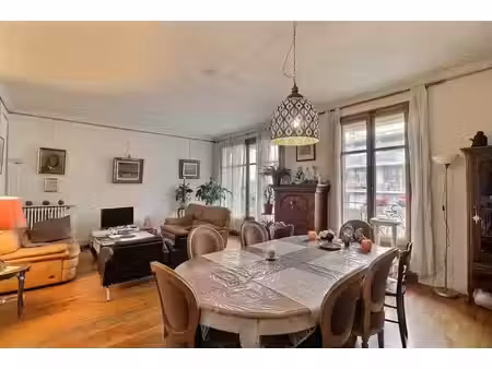vente appartement 5 pièces 122.7 m² à evian-les-bains (74500)  410 000 €