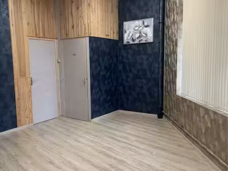 local commercial