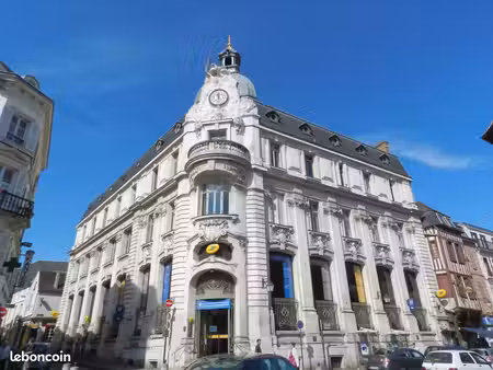auxerre centre / place surrugue - t2 duplex équipé neuf