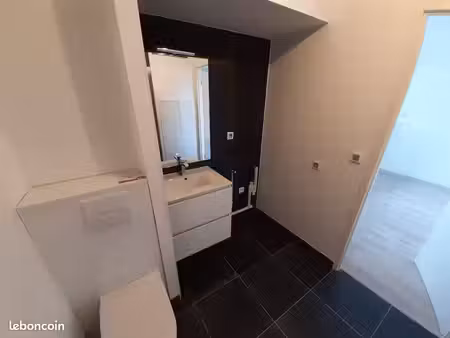 studio récent 22 m² avec balcon – villers-lès-nancy (chauffage inclus / proche campus)