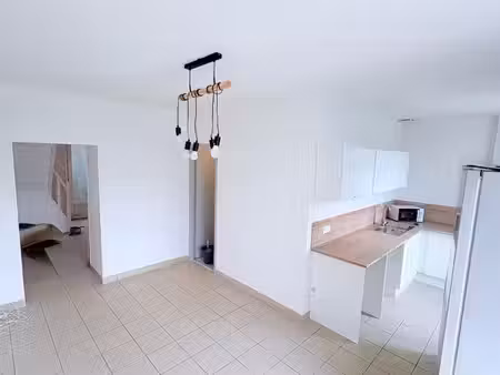 maison à louer montlieu lagarde ?