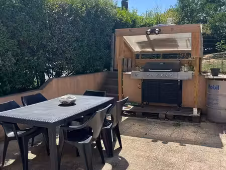location petite maison de bourg avec jardin