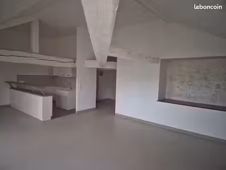 bel appartement lumineux & calme avec balcon & vue dégagée 88m²
