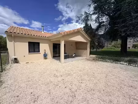 location meublée maison 3 pièces 65 m² à saint-laurent-en-royans (26190)  800 €