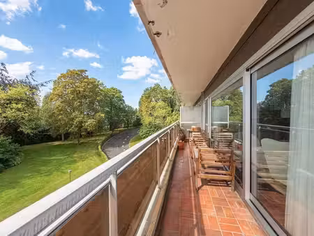appt 110m² + 25m² terrasse sud - gar 1v + cave