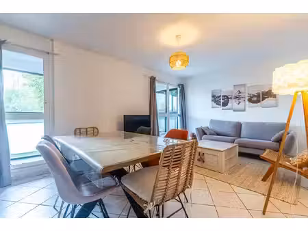 agence immobiliere laforet - 'pieris' - exclusivite -annecy / cran-gevrier - appartement t