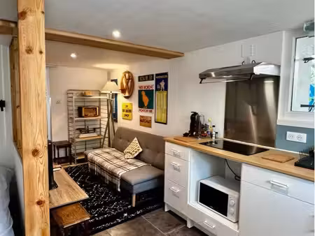 location studio meublé