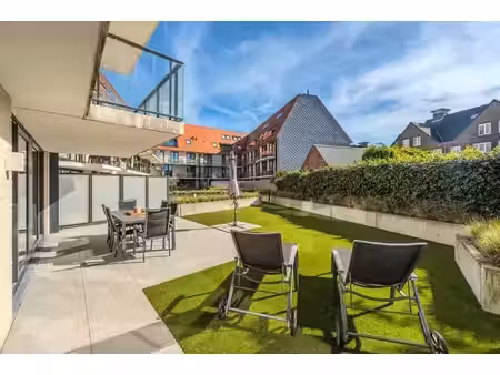 appartement récent de deux chambres avec jardin ensoleillé