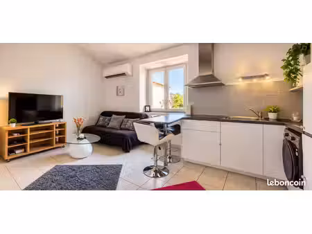à louer – superbe studio meublé de 30 m² avec mezzanine et climatisation