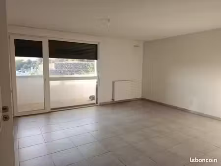 toulouse casselardit – beau t3 de 61 m² avec balcon et 2 parkings – résidence récente