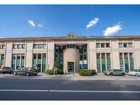 papeteries de genval - 140m² - salle de réunion + 4 bureaux