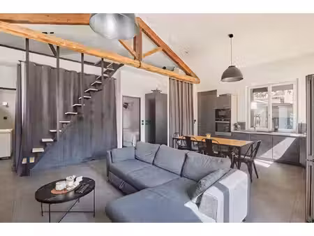 maison centre ville- rénovée en 2023 avec extérieur et 60m² de dépendance