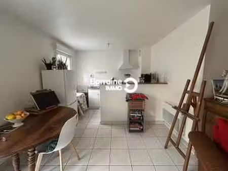 location appartement 2 pièces à saint-pol-de-léon (29250) : à louer 2 pièces / 41m² saint-