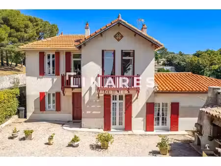 la bourgeoise - maison t7 de 121 m2 + jardin + stationnement - les accates 13015