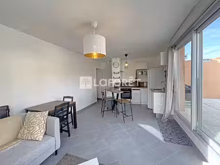 appartement l etrat 2 pièces 44.07 m2 avec terrasse et garage
