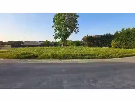 vente terrain 600 m² à peujard (33240)  63 500 €