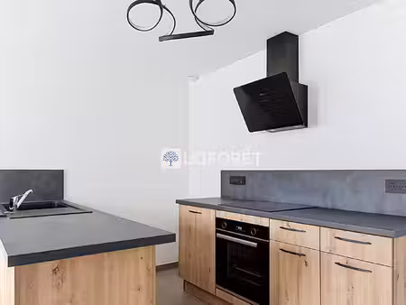 maison thouars 5 pièces 97 07 m²