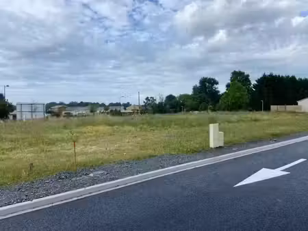 vente terrain 800 m² à portets (33640)  108 000 €