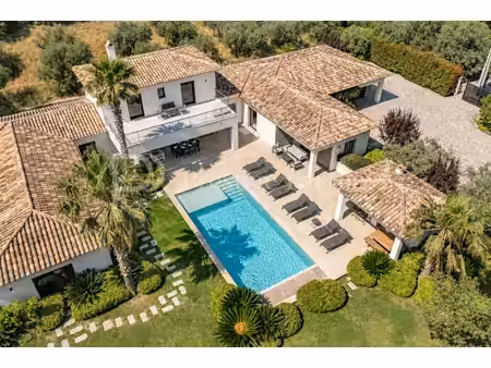 villa de luxe à vendre à le plan-de-la-tour