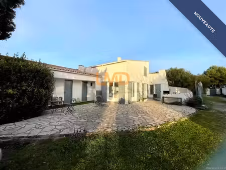 maison familiale avec vue mer aux portes-en-ré