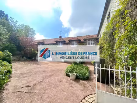 propriété 8 chambres garage et parc